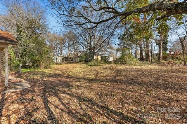 $250,000 | 9901 Arbor Dale Avenue, Charlotte, NC 28215