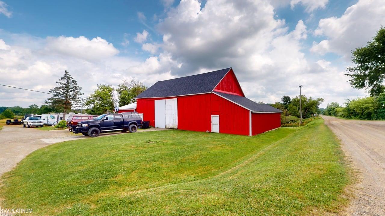 320 Wheeling Road Imlay City, MI 48444 - Photo 4 of 46