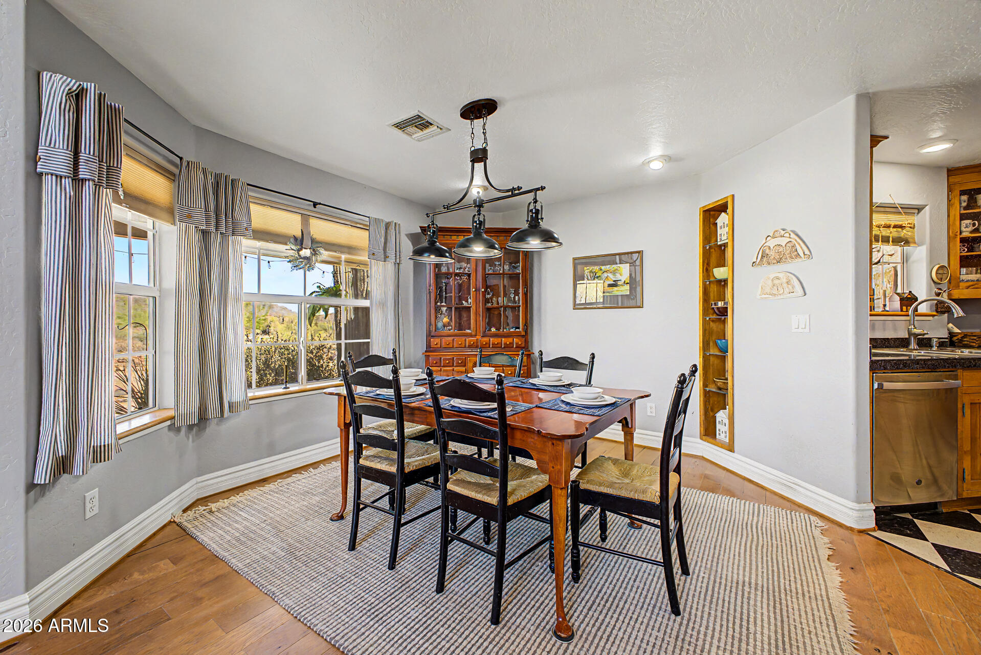 1935 East Tanya Road Phoenix, AZ 85086 - Photo 15 of 38
