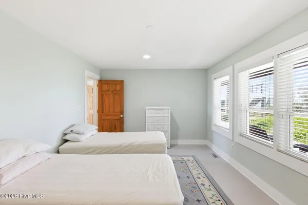 $1,325,000 | 1005 North Anderson Boulevard, Topsail Beach, NC 28445