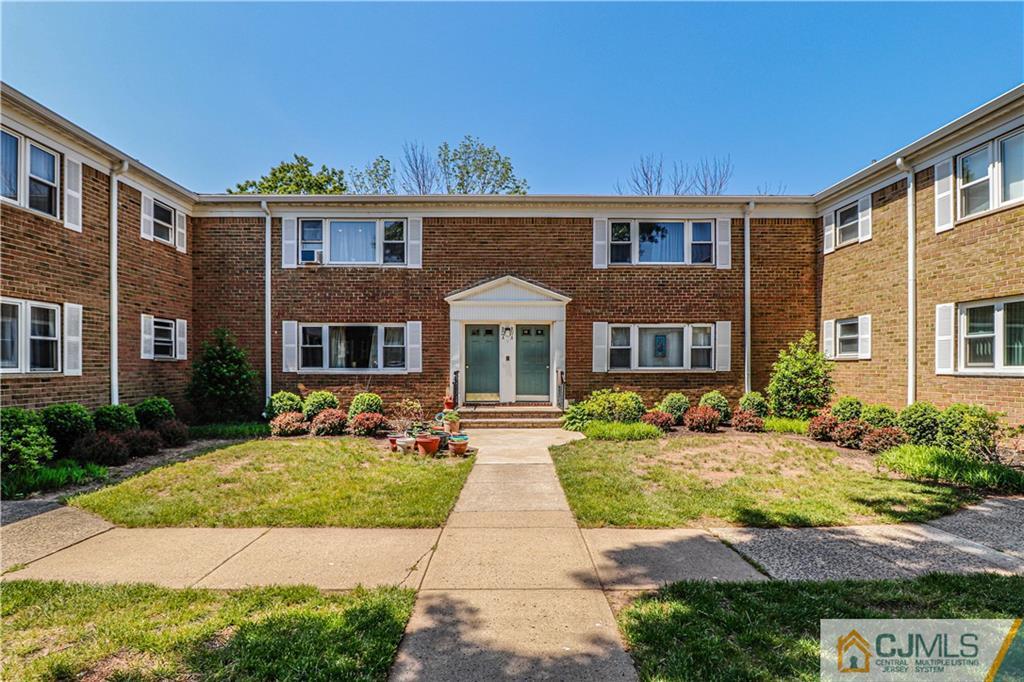 199 Evergreen Road, Unit 12B Edison, NJ 08837 - Photo 1 of 28