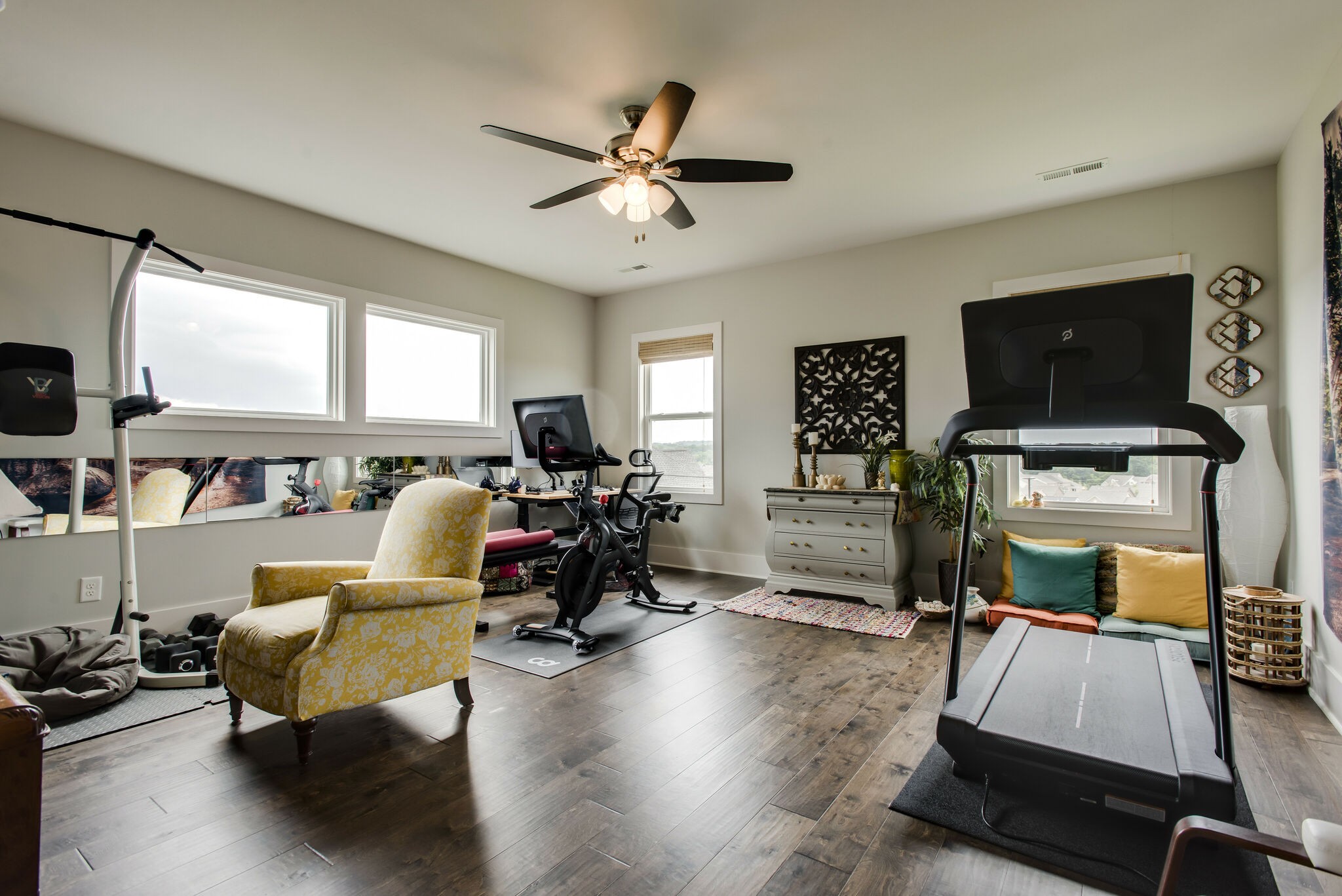 121 Princess Circle Franklin, TN 37064 - Photo 32 of 38 a living room with furniture and a flat screen tv