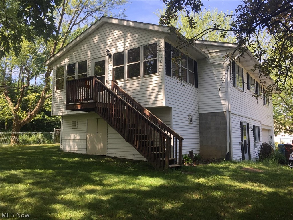 949 Renninger Road New Franklin, OH 44319 - Photo 5 of 23