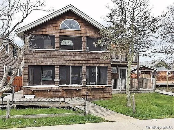 $7,000 | 12 Ocean Road, Ocean Beach, NY 11770