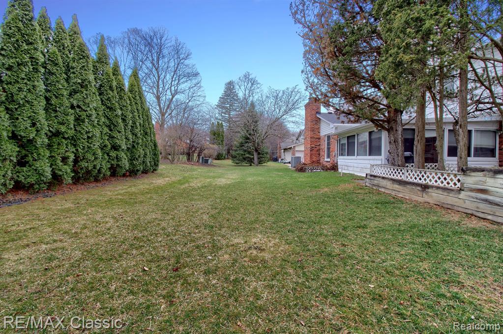 33951 Old Timber Road Farmington Hills, MI 48331 - Photo 40 of 40