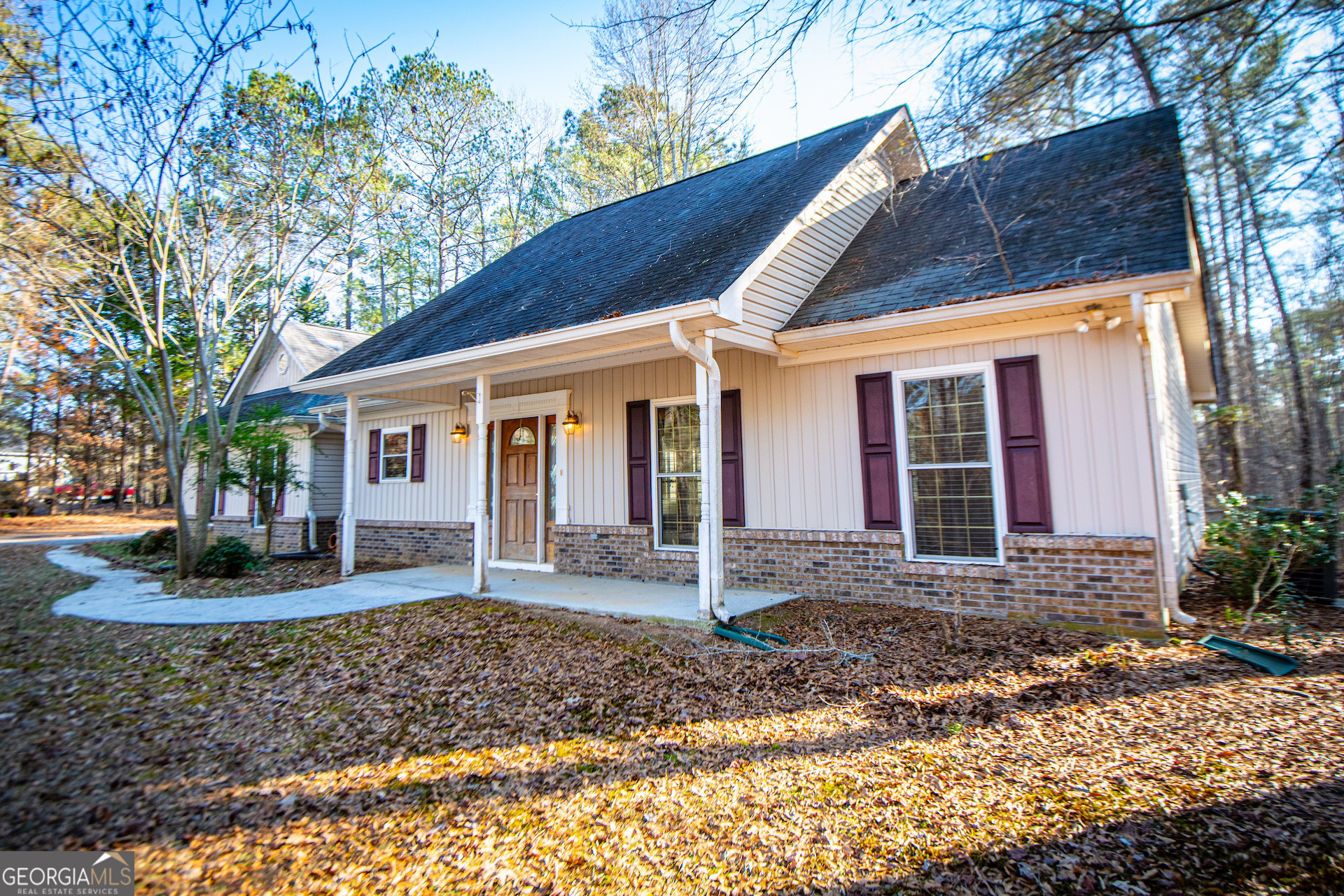 1144 Jim Starr Road Newnan, GA 30263 - Photo 3 of 75