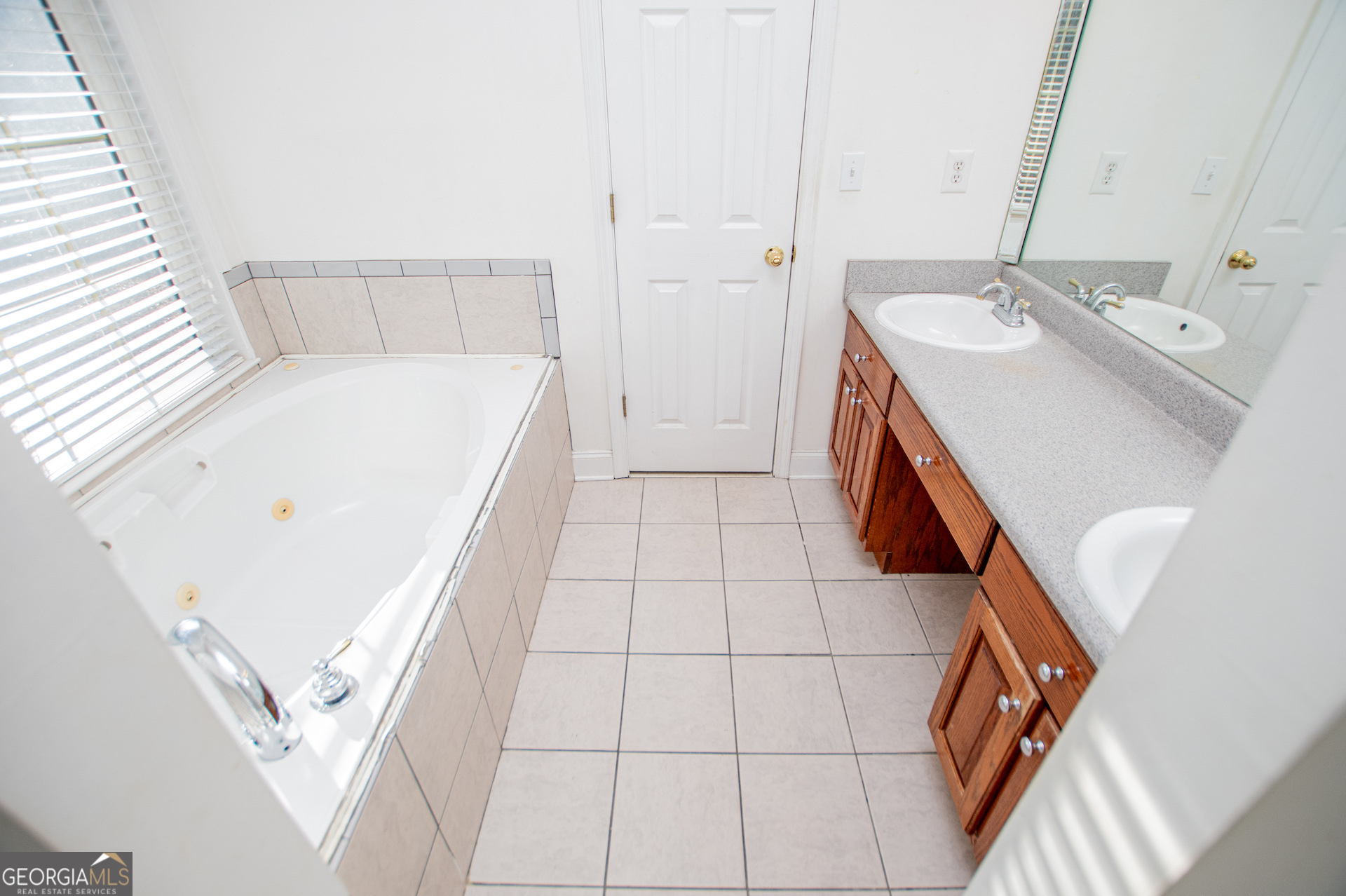 1144 Jim Starr Road Newnan, GA 30263 - Photo 32 of 75