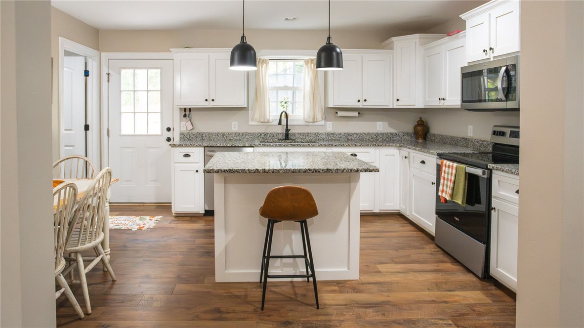 530 Edens Road Pickens, SC 29671 - Photo 9 of 31