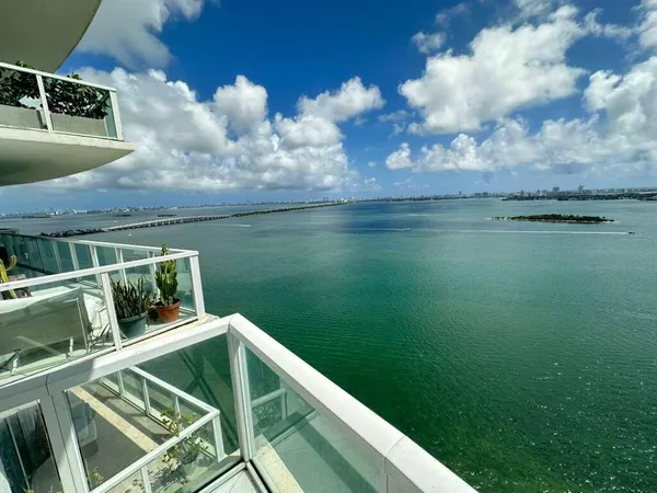 $5,300 | 665 Northeast 25th Street, Unit 2601, Miami, FL 33137