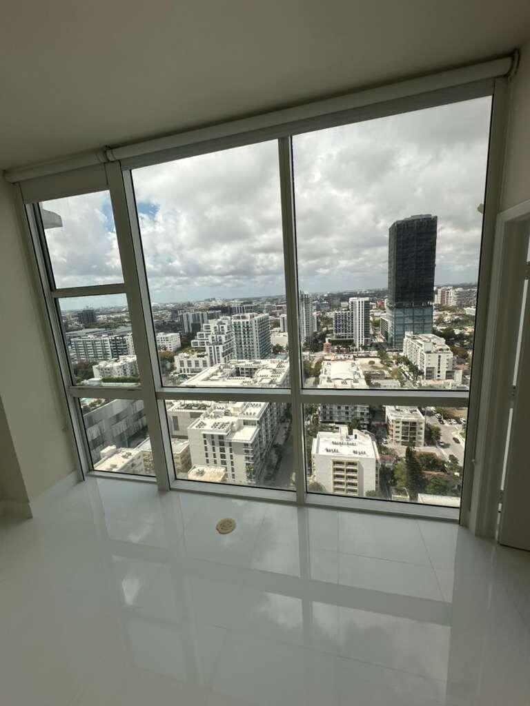 665 Northeast 25th Street, Unit 2601 Miami, FL 33137 - Photo 24 of 62 WhatsApp Image 2026-03-11 at 12.17.35 PM