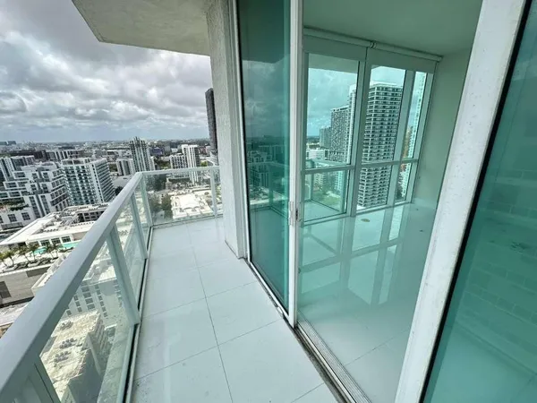 $5,300 | 665 Northeast 25th Street, Unit 2601, Miami, FL 33137