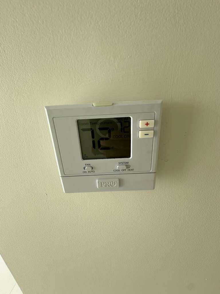 665 Northeast 25th Street, Unit 2601 Miami, FL 33137 - Photo 43 of 62 WhatsApp Image 2026-03-11 at 12.17.38 PM