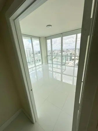 $5,300 | 665 Northeast 25th Street, Unit 2601, Miami, FL 33137