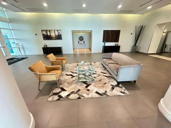 $5,300 | 665 Northeast 25th Street, Unit 2601, Miami, FL 33137