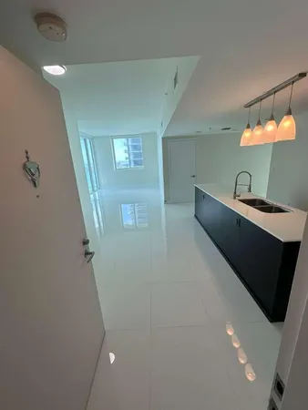 $5,300 | 665 Northeast 25th Street, Unit 2601, Miami, FL 33137