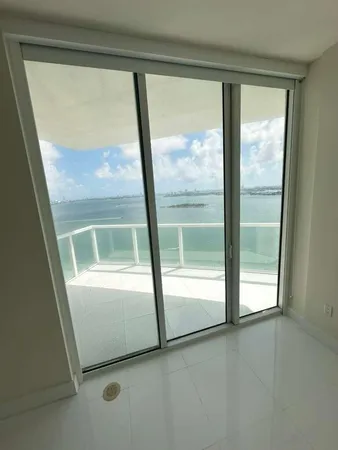 $5,300 | 665 Northeast 25th Street, Unit 2601, Miami, FL 33137