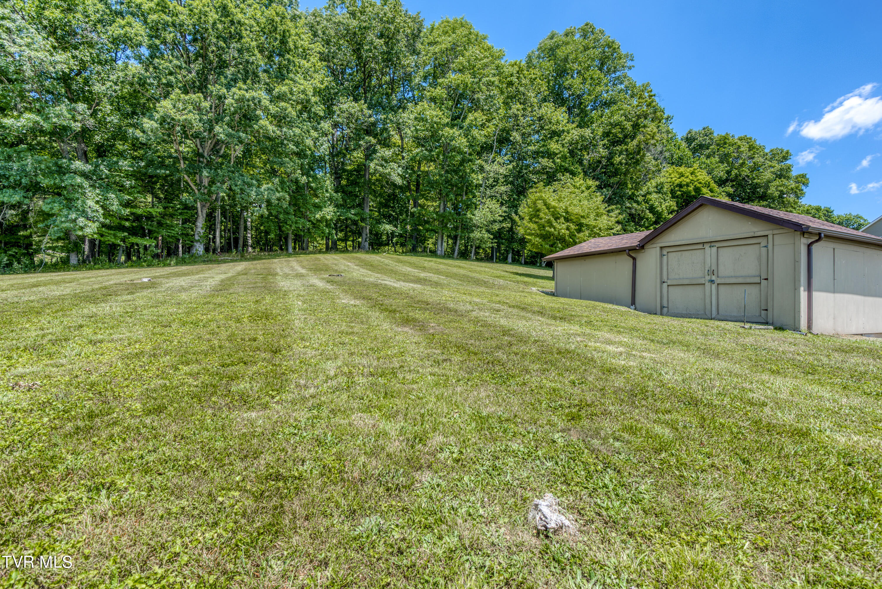 409 Spring Valley Road Marion, VA 24354 - Photo 3 of 38 409-Spring-Valley-Marion-VA Highlands-Re