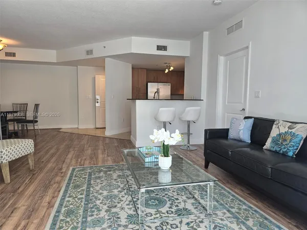 $3,350 | 7900 Harbor Island Drive, Unit 523, North Bay Village, FL 33141