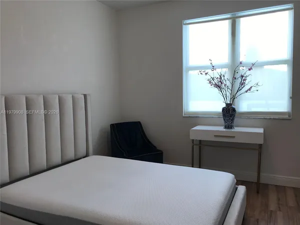 $3,350 | 7900 Harbor Island Drive, Unit 523, North Bay Village, FL 33141