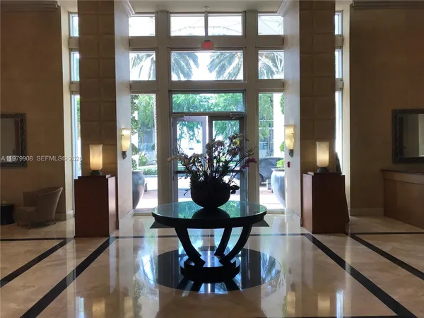 $3,350 | 7900 Harbor Island Drive, Unit 523, North Bay Village, FL 33141