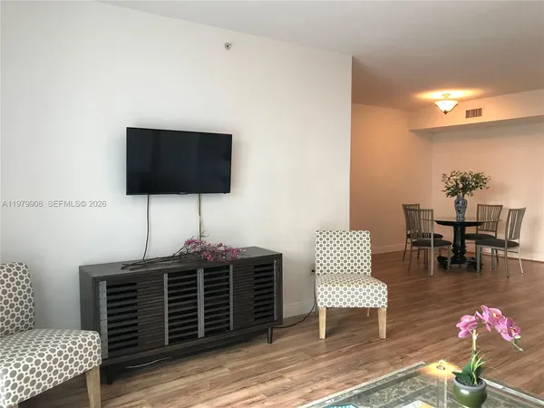 $3,350 | 7900 Harbor Island Drive, Unit 523, North Bay Village, FL 33141