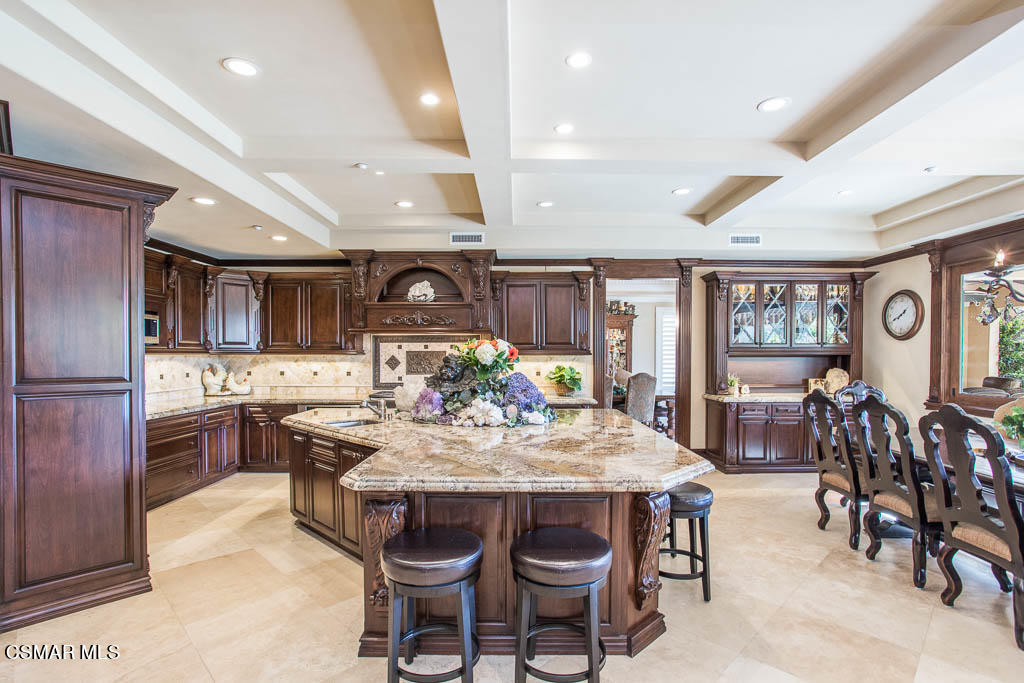 12406 Nelson Road Moorpark, CA 93021 - Photo 17 of 74 12406 Nelson Rd - HsHProd-48