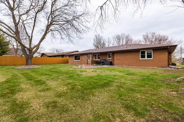 $394,900 | 705 Grove Street, Onalaska, WI 54650