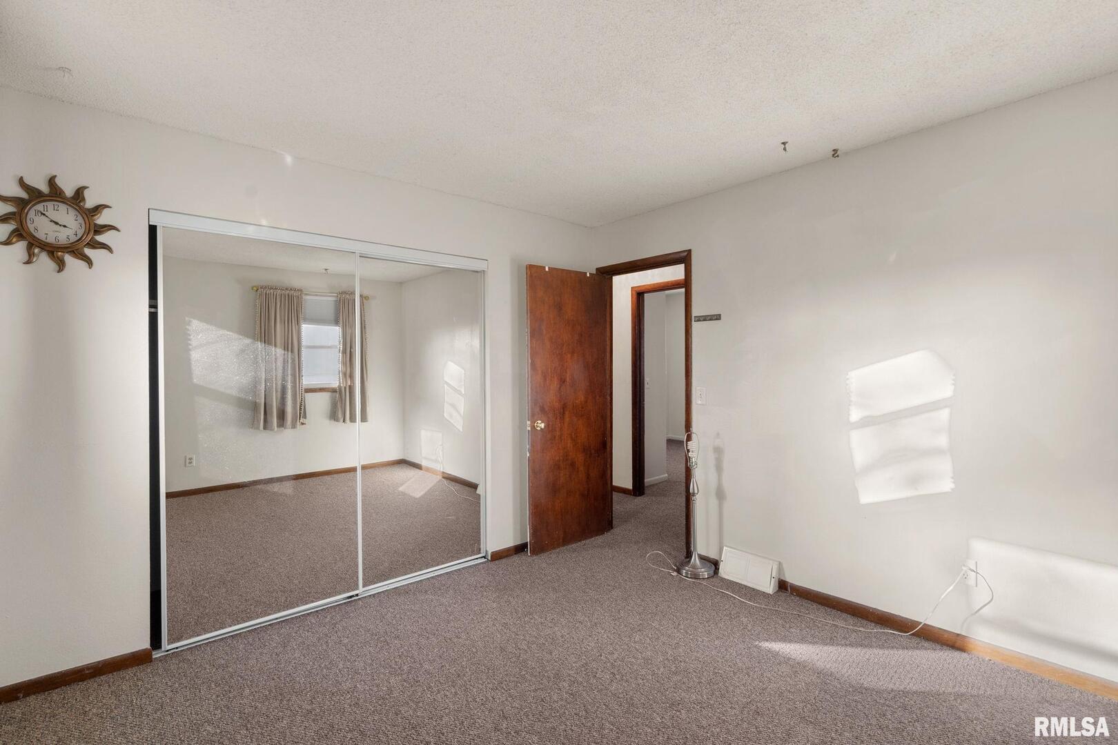 827 9th Street Colona, IL 61241 - Photo 14 of 39 Gallery Image 14
