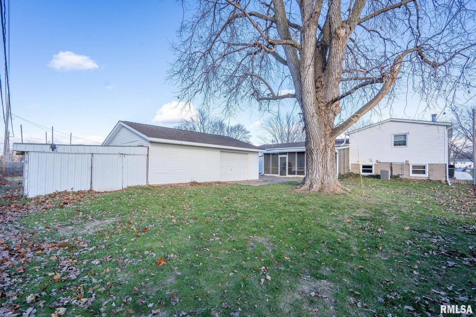 827 9th Street Colona, IL 61241 - Photo 33 of 39 Gallery Image 33
