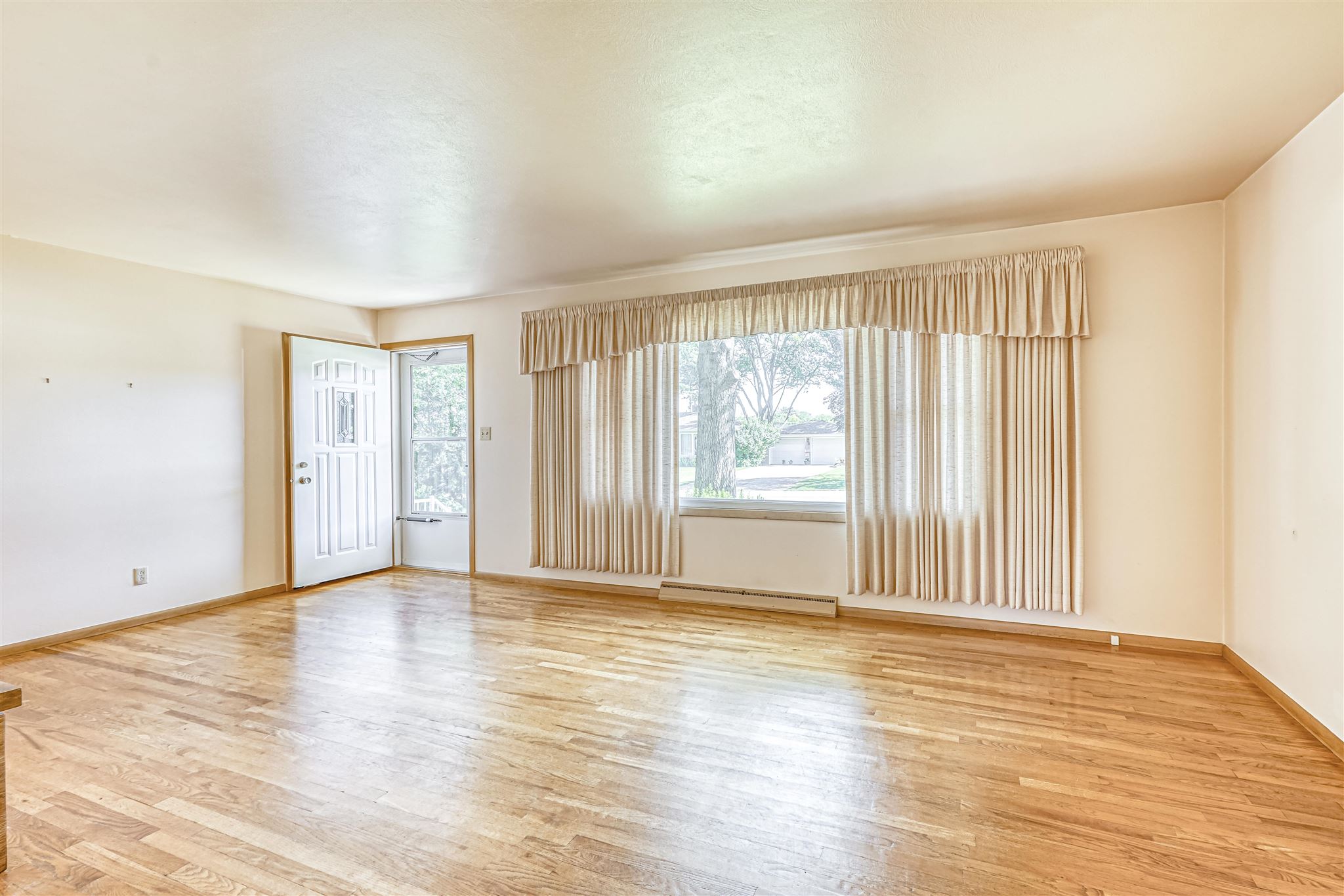 5322 Ann Hackley Road Fort Wayne, IN 46835 - Photo 8 of 32