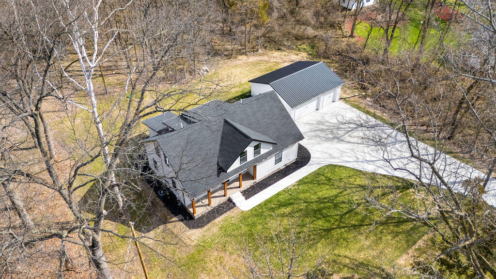 1411 Harrah Road Niles, MI 49120 - Photo 29 of 36 a33