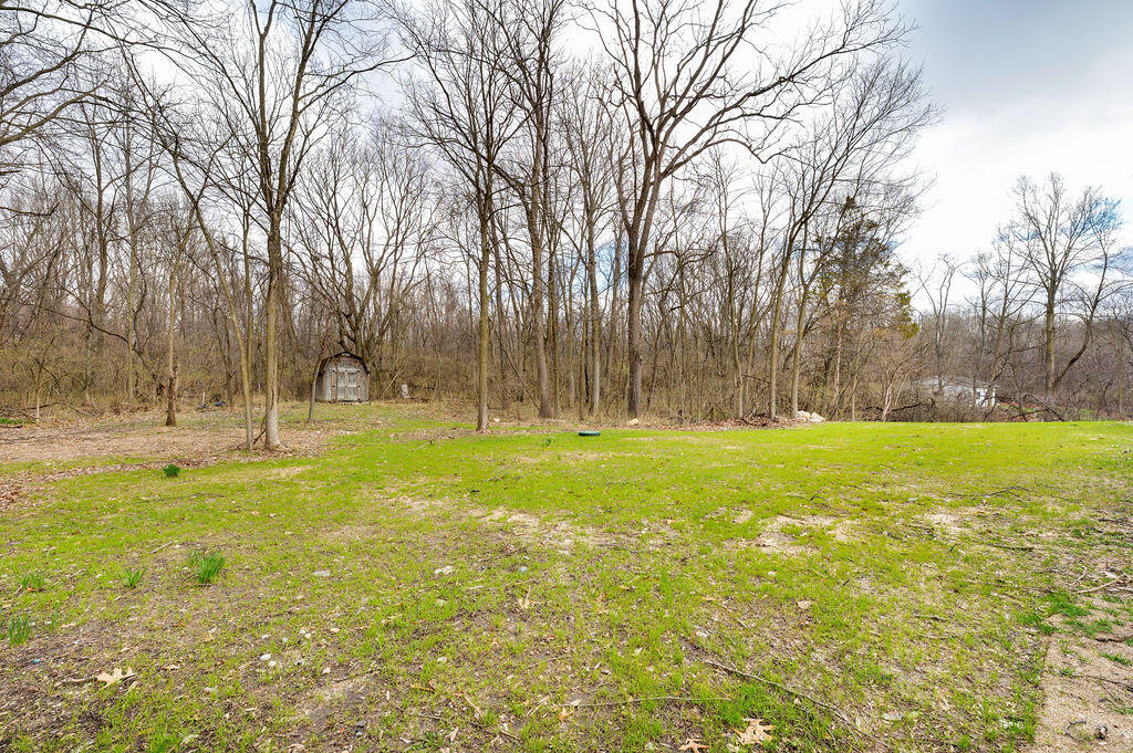 1411 Harrah Road Niles, MI 49120 - Photo 6 of 36 a31