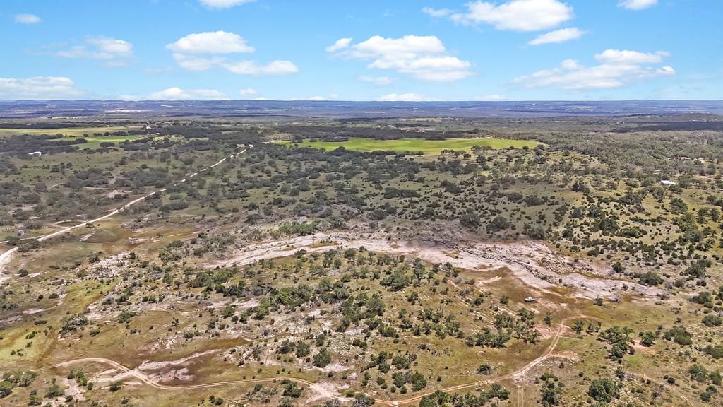 2000-2018 Ranch Road 2721 Fredericksburg, TX 78624 - Photo 5 of 19