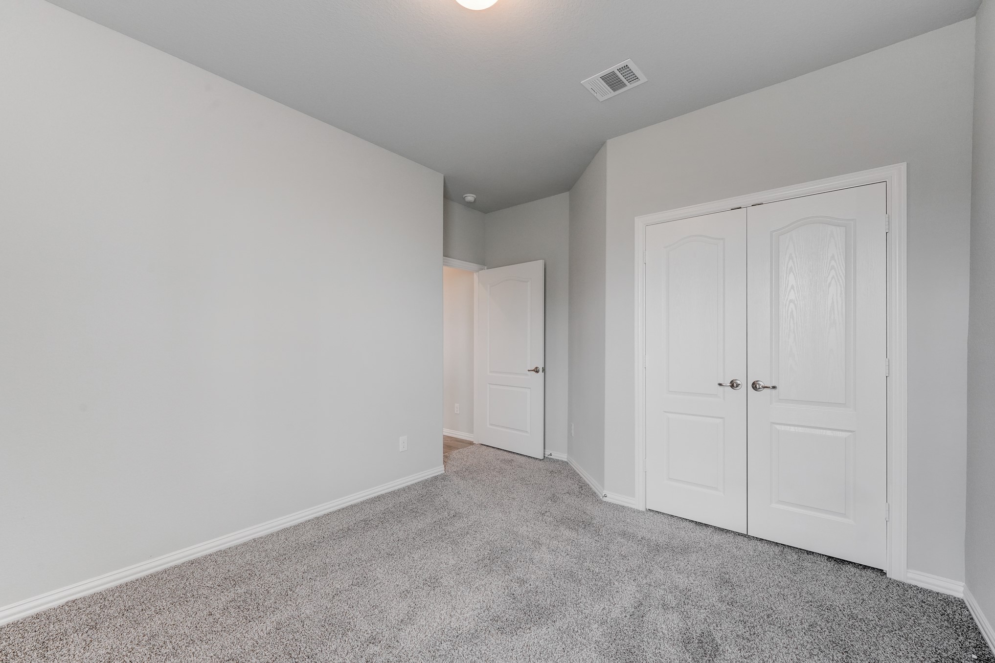 10505 Stone Peak Drive Rosharon, TX 77583 - Photo 19 of 29 Bedroom 2