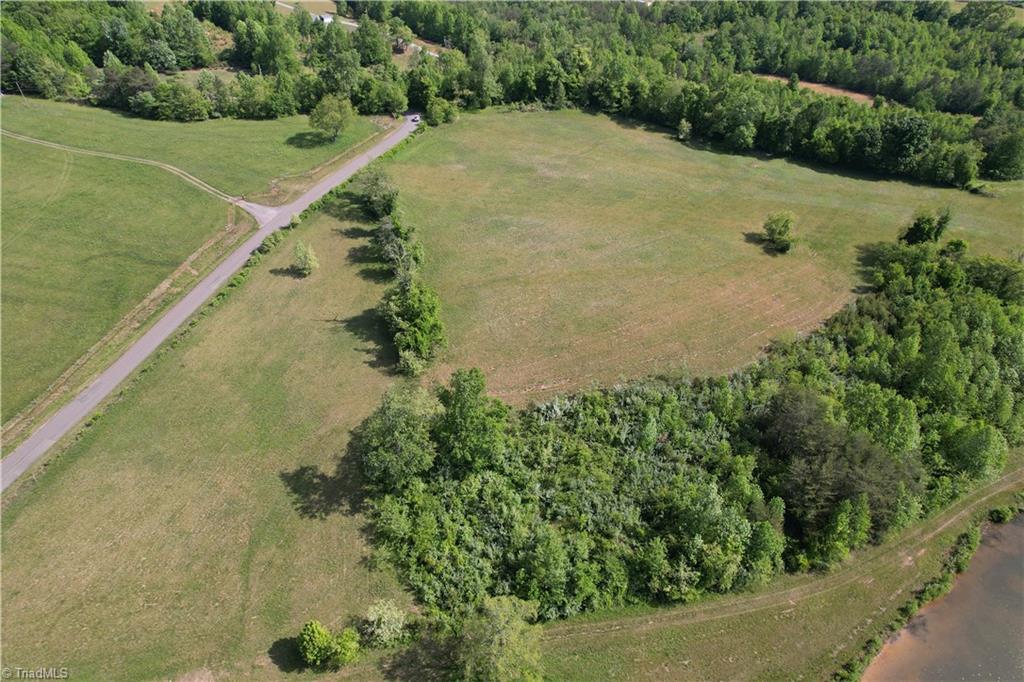 1155 Holly Grove Road Lambsburg, VA 24351 - Photo 8 of 12