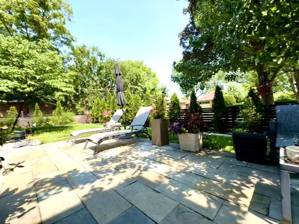 478 Kent Road Riverside, IL 60546 - Photo 32 of 41 a view of a backyard with sitting area