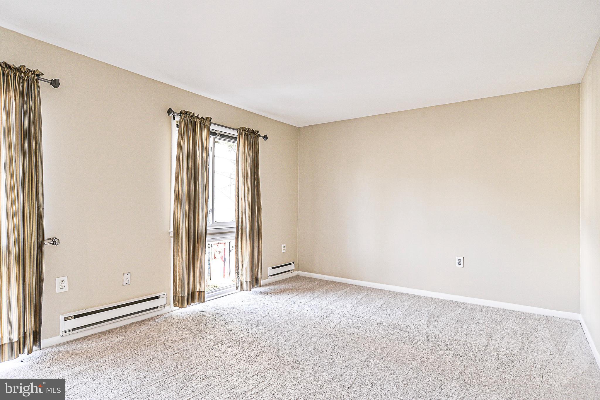 2430 Cloudcroft Square Reston, VA 20191 - Photo 12 of 27 Gallery Image 12
