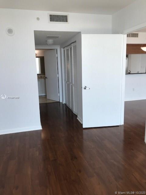 Edgewater Miami, FL 33132 - Photo 12 of 29