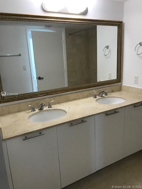 Edgewater Miami, FL 33132 - Photo 15 of 29
