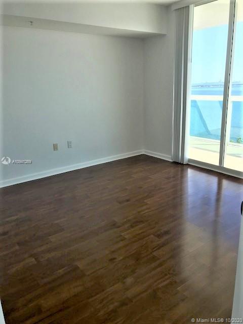 Edgewater Miami, FL 33132 - Photo 8 of 29