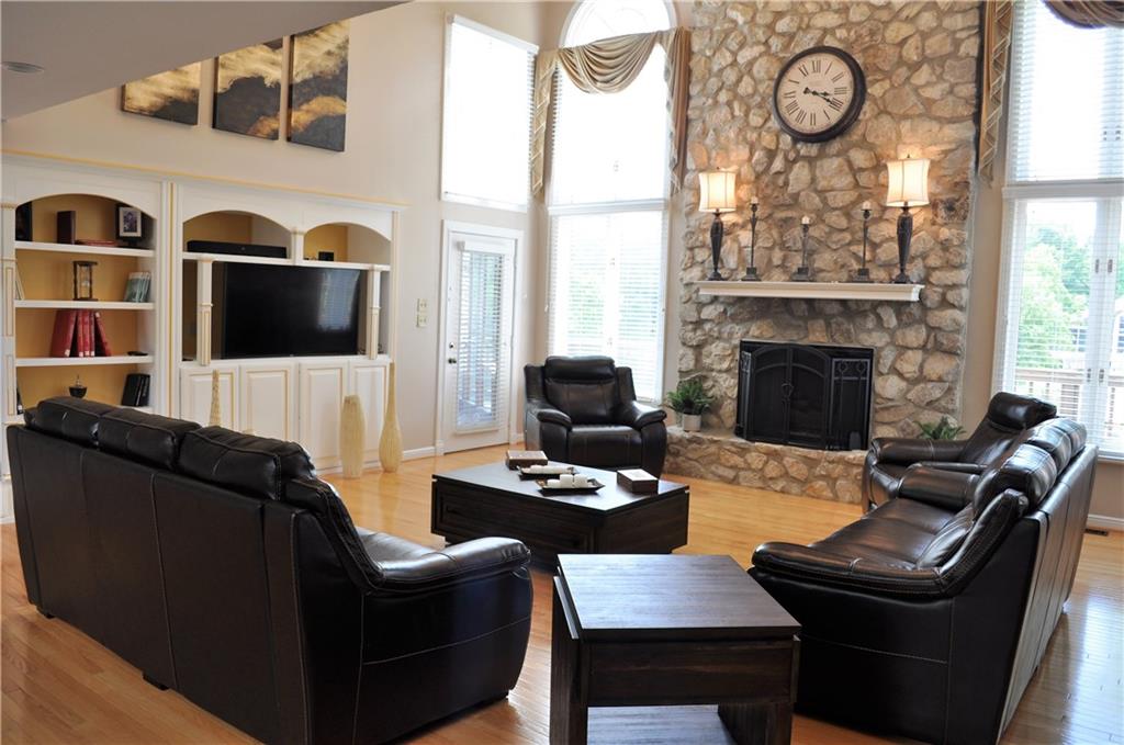 4422 Mallard Point Columbus, IN 47201 - Photo 11 of 51 Gallery Image 11