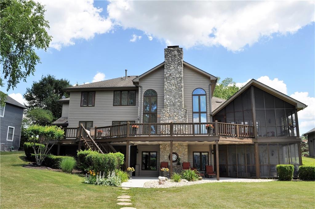 4422 Mallard Point Columbus, IN 47201 - Photo 4 of 51 Gallery Image 4