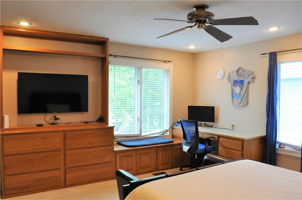 4422 Mallard Point Columbus, IN 47201 - Photo 35 of 51 Gallery Image 35
