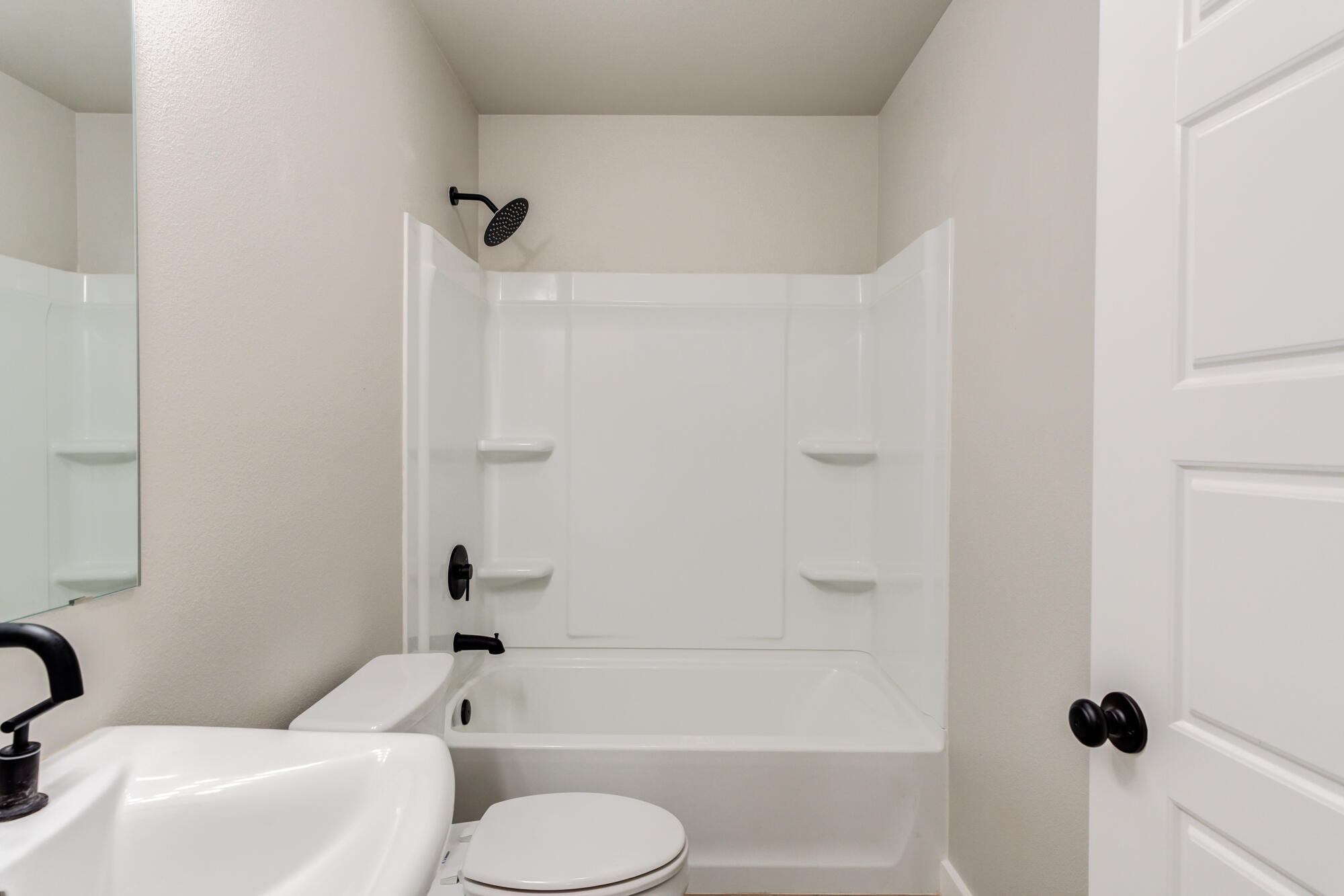 3003 Aberdeen Avenue Wolfforth, TX 79382 - Photo 11 of 12 Hall Bath