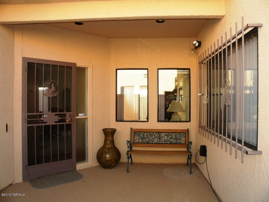 4895 South View Ridge Drive Green Valley, AZ 85622 - Photo 2 of 23