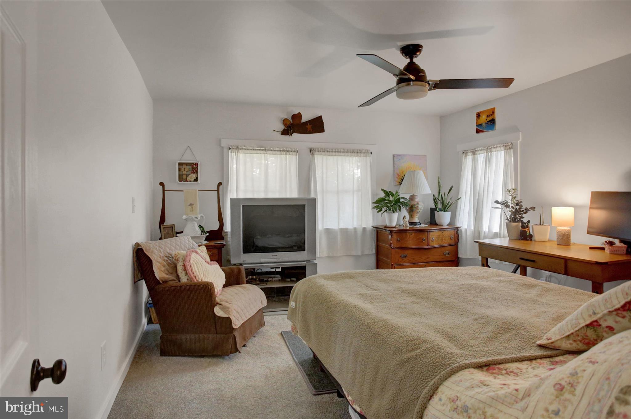 16458 Fairview Road Hagerstown, MD 21740 - Photo 17 of 41