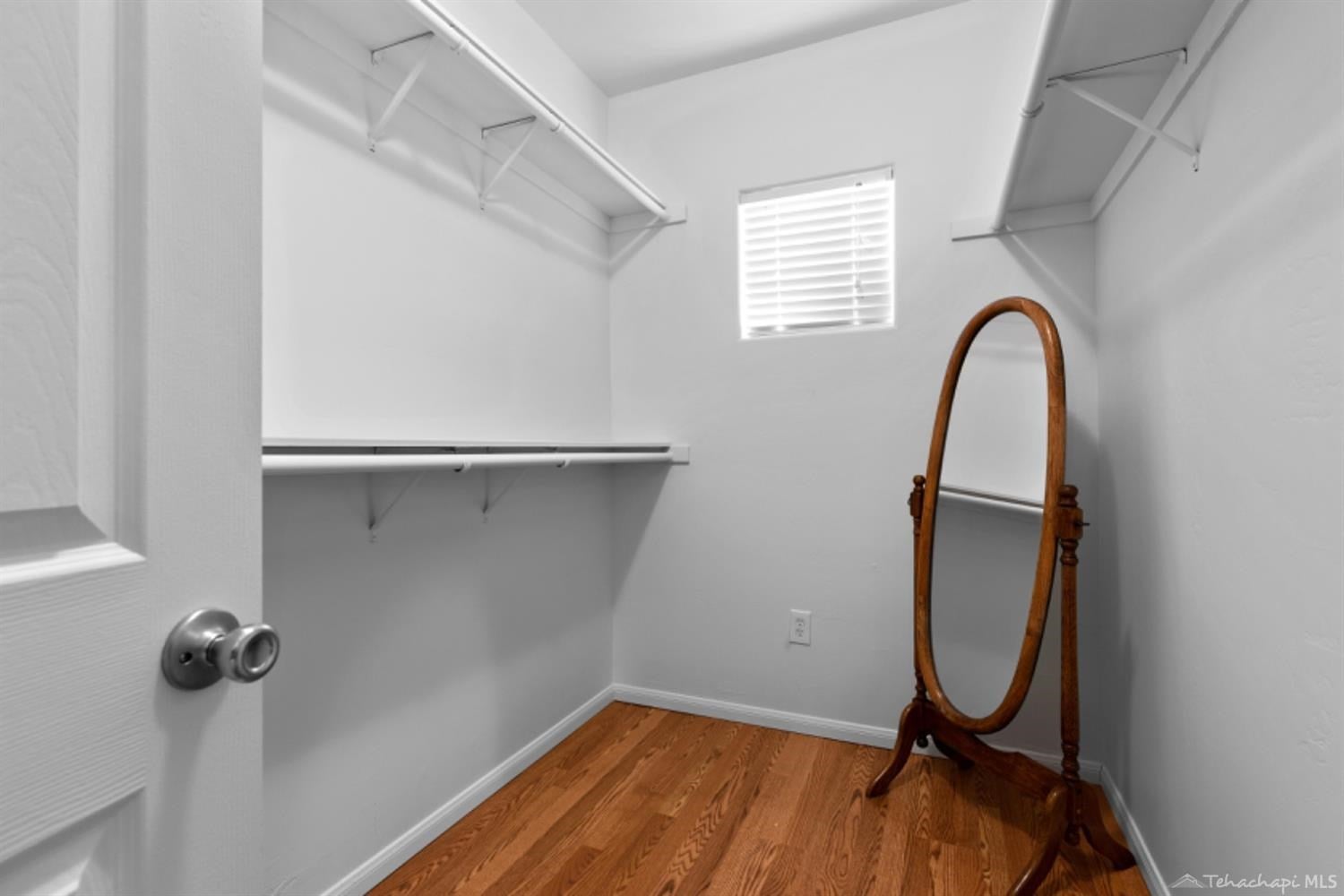 22333 Mariposa Road Tehachapi, CA 93561 - Photo 17 of 19 Gallery Image 17