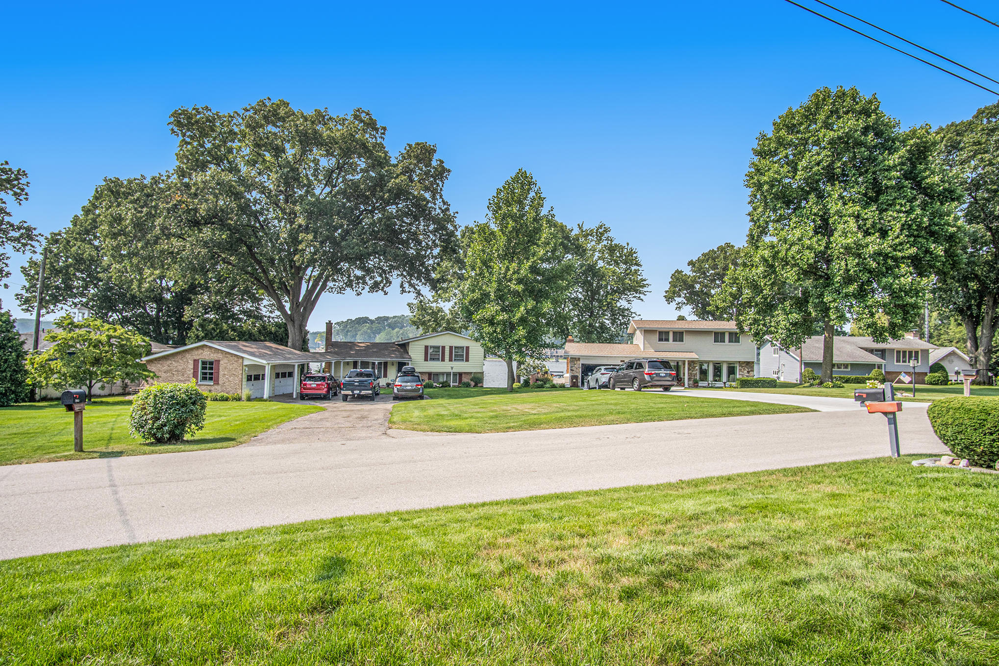 15618 View Drive Spring Lake, MI 49456 - Photo 2 of 26 DSC08559