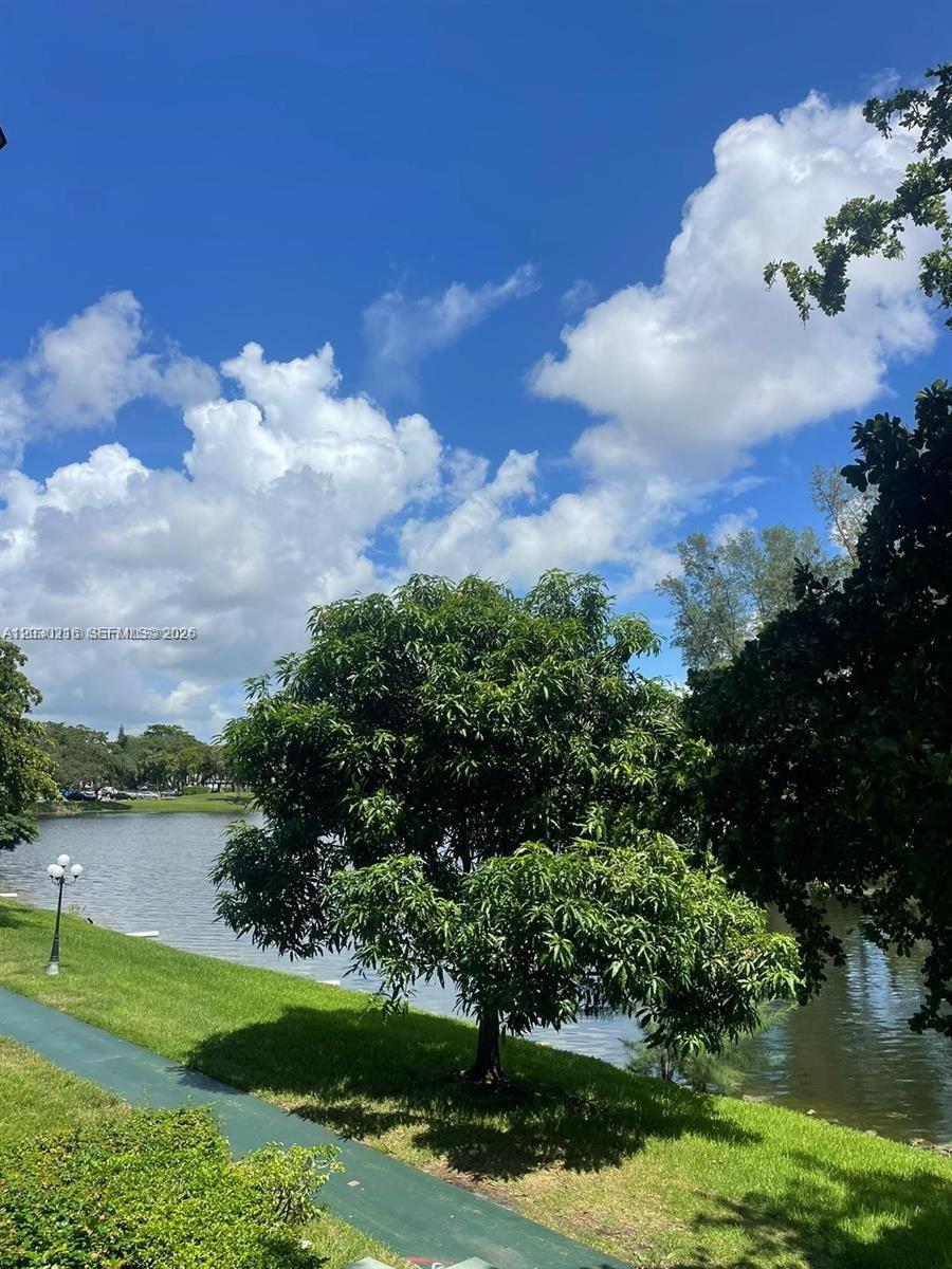 3670 Inverrary Drive, Unit 2M Lauderhill, FL 33319 - Photo 23 of 24