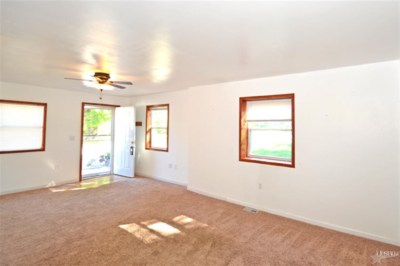 7620 Goshen Road Fort Wayne, IN 46818 - Photo 17 of 20
